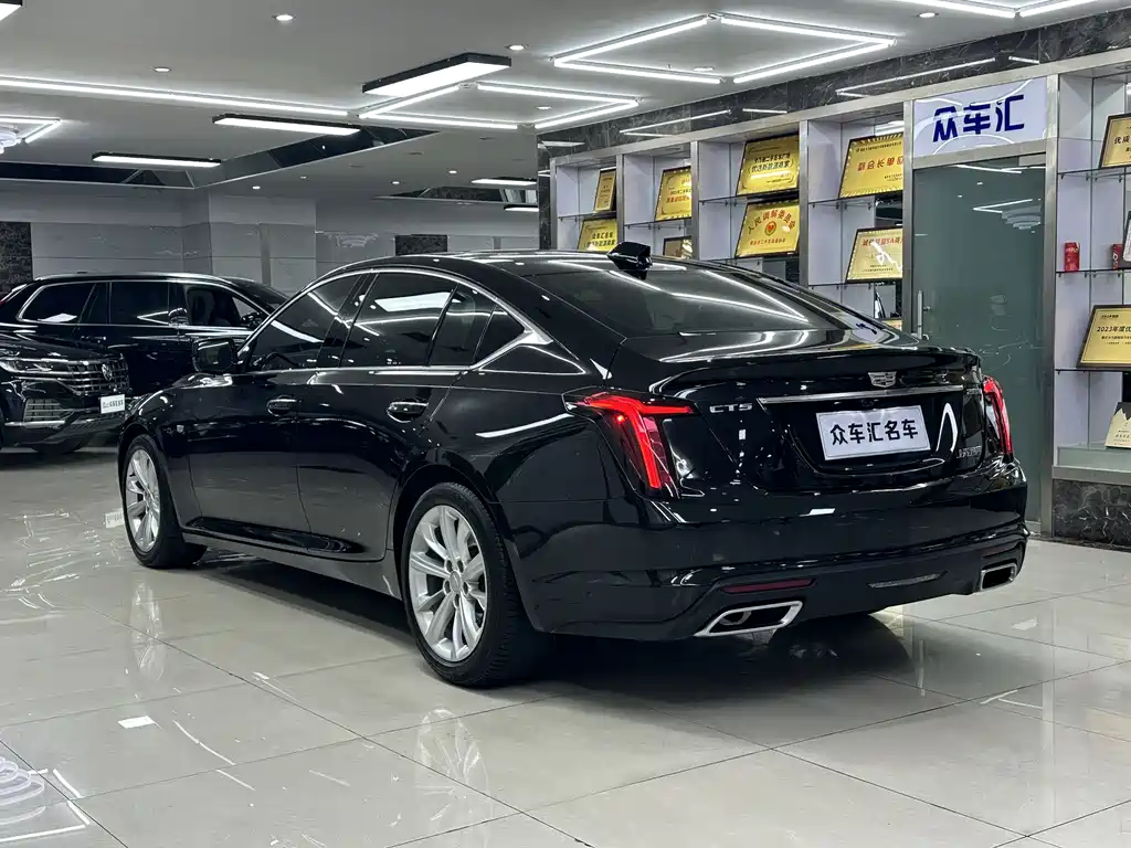 Cadillac Cadillac CT5 2024 28T Luxury Pro 2024 - thumbnail 4