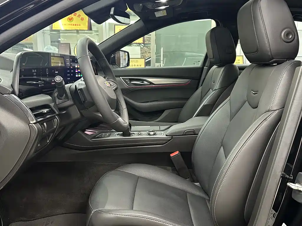 Cadillac Cadillac CT5 2024 28T Luxury Pro 2024 - thumbnail 8