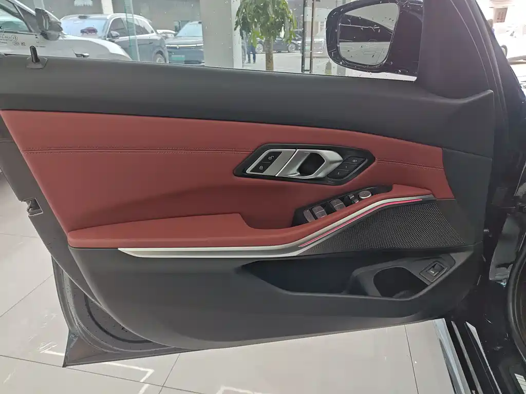 BMW BMW 3 Series 2024 325Li M Sport Package 2024 - thumbnail 16