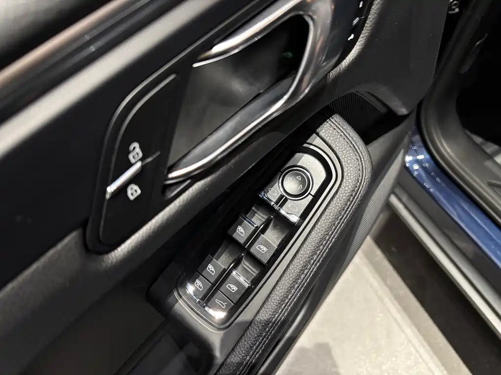 Porsche Porsche Macan 2018 Macan 2.0T 2019 - thumbnail 11