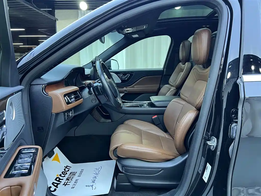 Lincoln Aviator 2021 3.0T V6 AWD Executive Edition 2021 - thumbnail 7