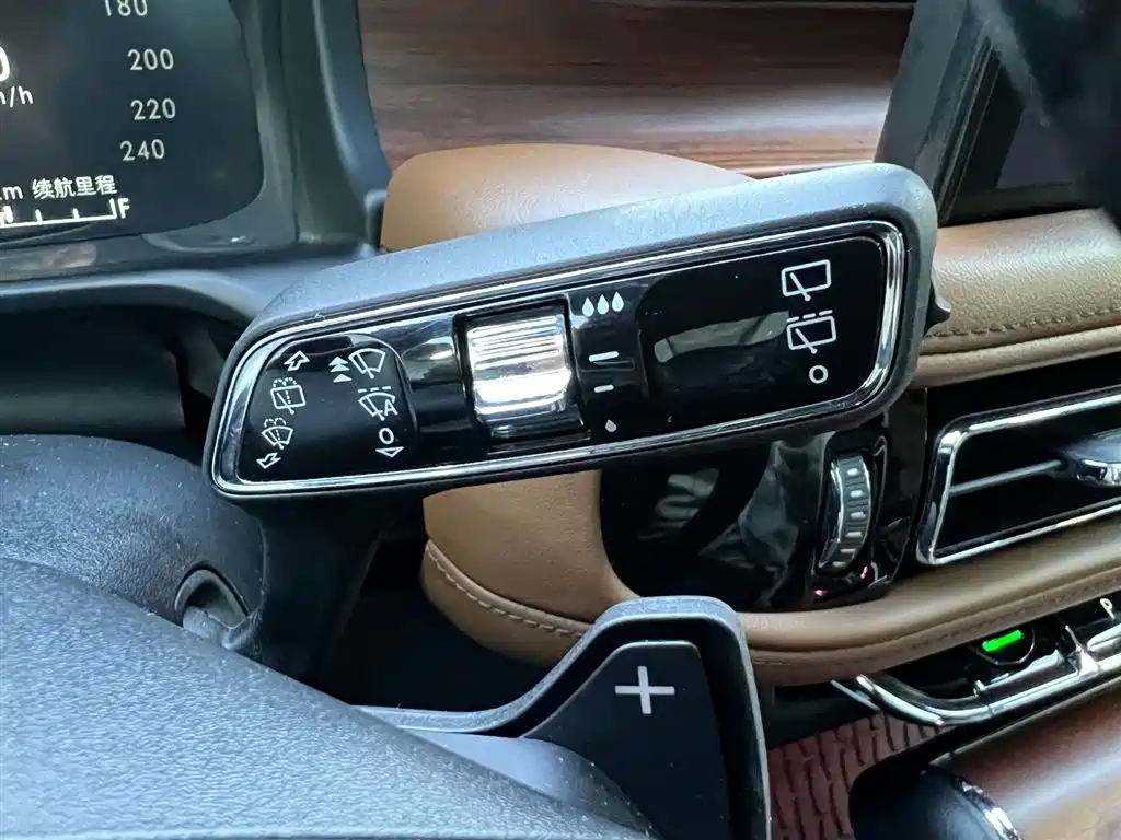 Lincoln Aviator 2021 3.0T V6 AWD Executive Edition 2021 - thumbnail 14