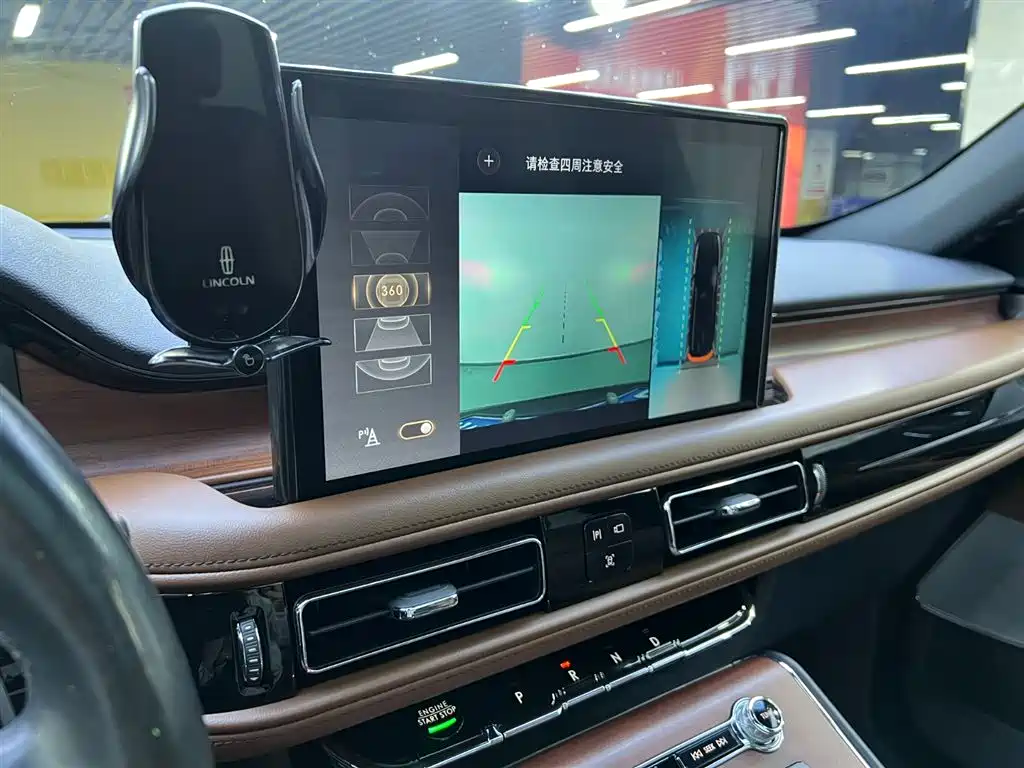 Lincoln Aviator 2021 3.0T V6 AWD Executive Edition 2021 - thumbnail 16