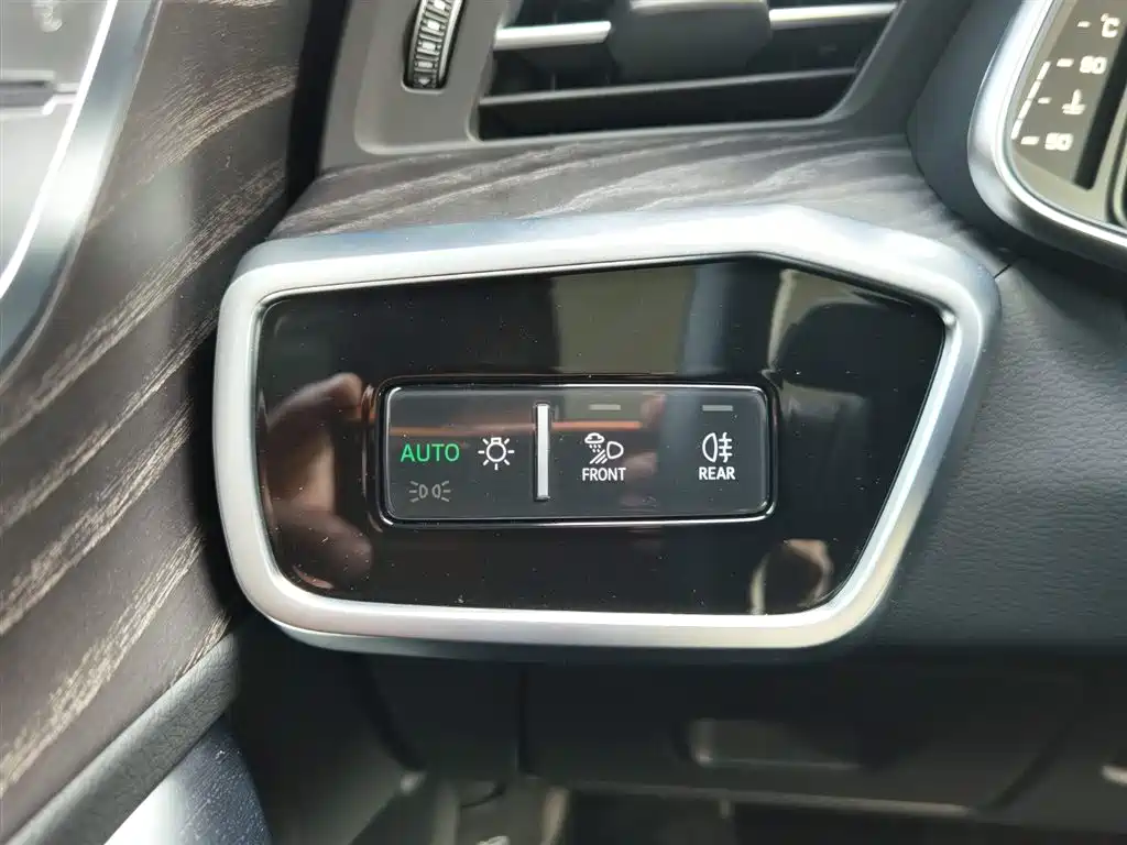 Audi Audi A6L 2025 45 TFSI quattro Premium Dynamic Edition 2025 - thumbnail 14