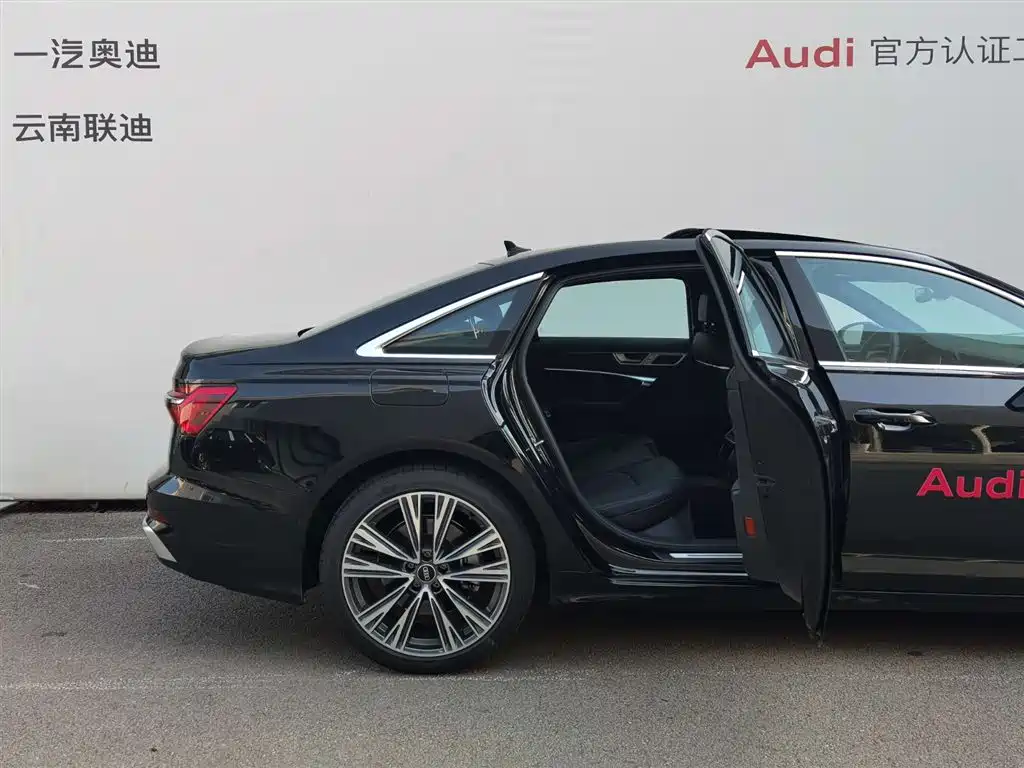 Audi Audi A6L 2025 45 TFSI quattro Premium Dynamic Edition 2025 - thumbnail 24
