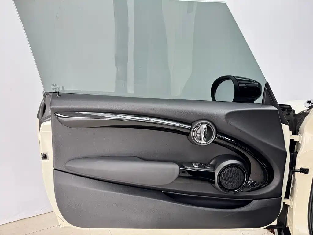 MINI MINI 2018 1.5T COOPER Artist 2020 - thumbnail 8