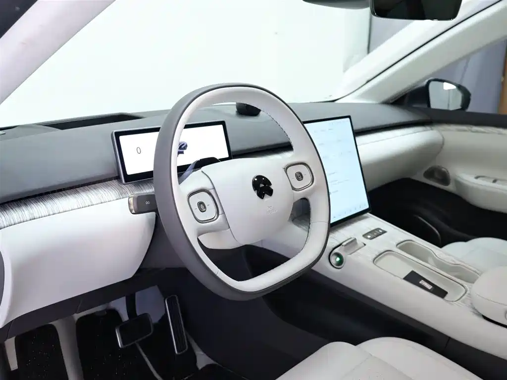 NIO NIO ET7 2024 75kWh Executive Edition 2025 - thumbnail 11