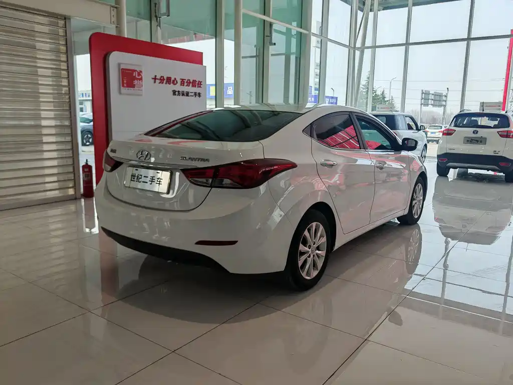 Hyundai Elantra 2016 1.6L Automatic Premium Edition 2018 - thumbnail 19