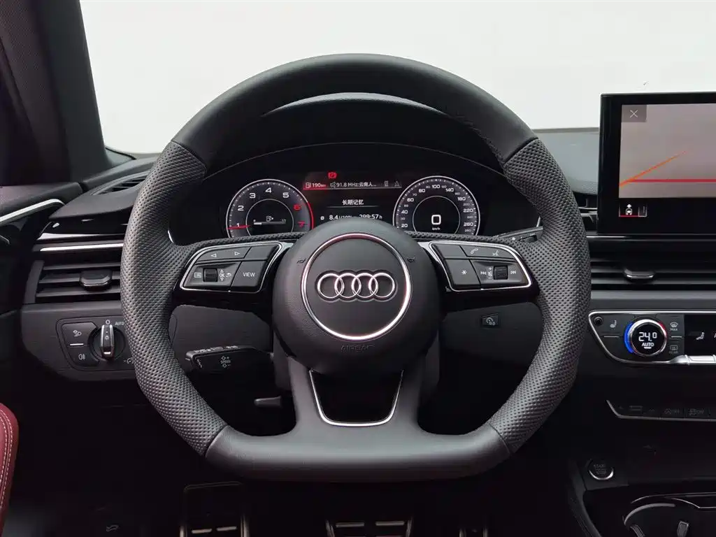 Audi Audi A4L 2024 40 TFSI Luxury Dynamic Model 2024 - thumbnail 15