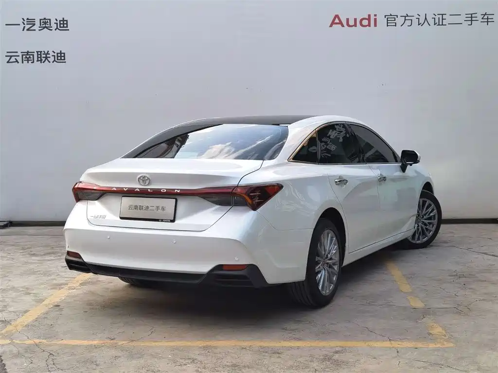 Toyota Toyota Avalon 2024 2.0L Premium Edition 2024 - thumbnail 4