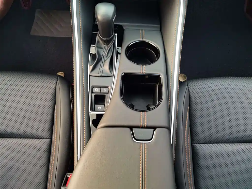 Toyota Toyota Avalon 2024 2.0L Premium Edition 2024 - thumbnail 17