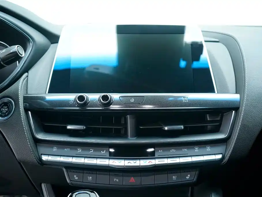 Cadillac Cadillac CT5 2020 Model Year Facelift 28T Sport Prestige 2021 - thumbnail 2