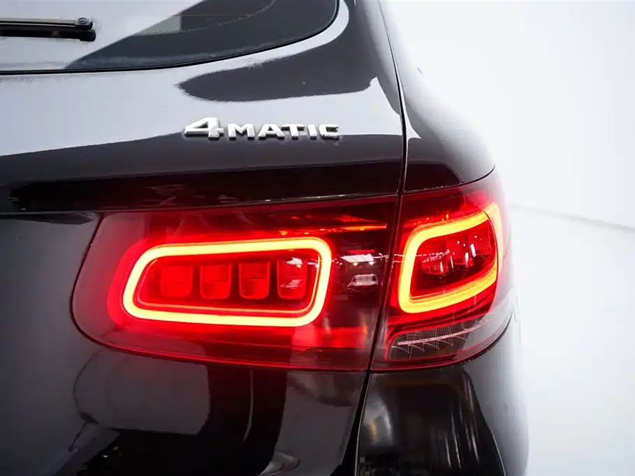 Mercedes-Benz Mercedes-Benz GLC 2022 GLC 260 L 4MATIC Luxury Edition 2022 - thumbnail 11