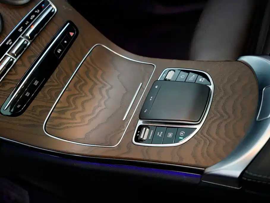 Mercedes-Benz Mercedes-Benz GLC 2022 GLC 260 L 4MATIC Luxury Edition 2022 - thumbnail 17