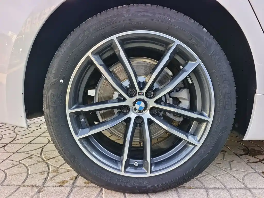 BMW BMW 5 Series 2022 Model Update 2 525Li M Sport Package 2023 - thumbnail 20