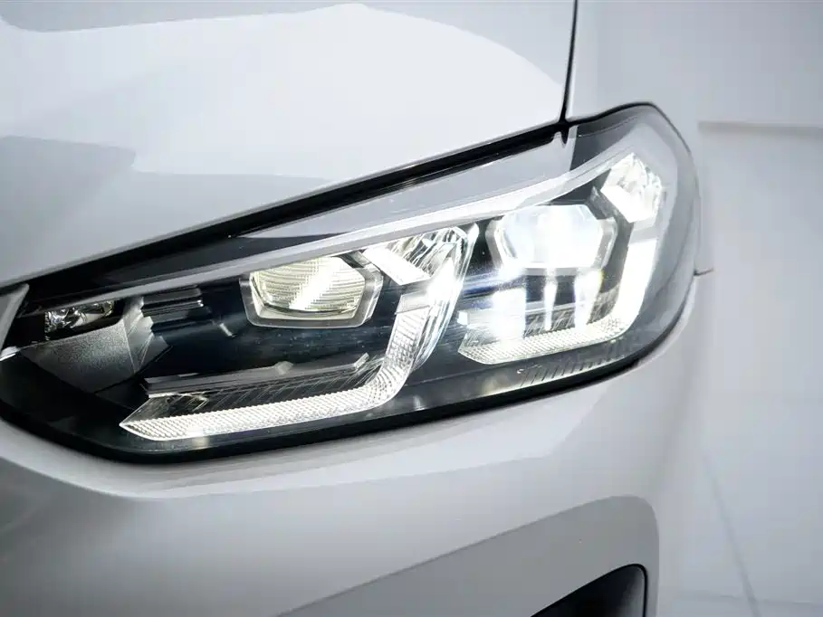 BMW BMW iX3 2024 Leading Edition 2024 - thumbnail 4