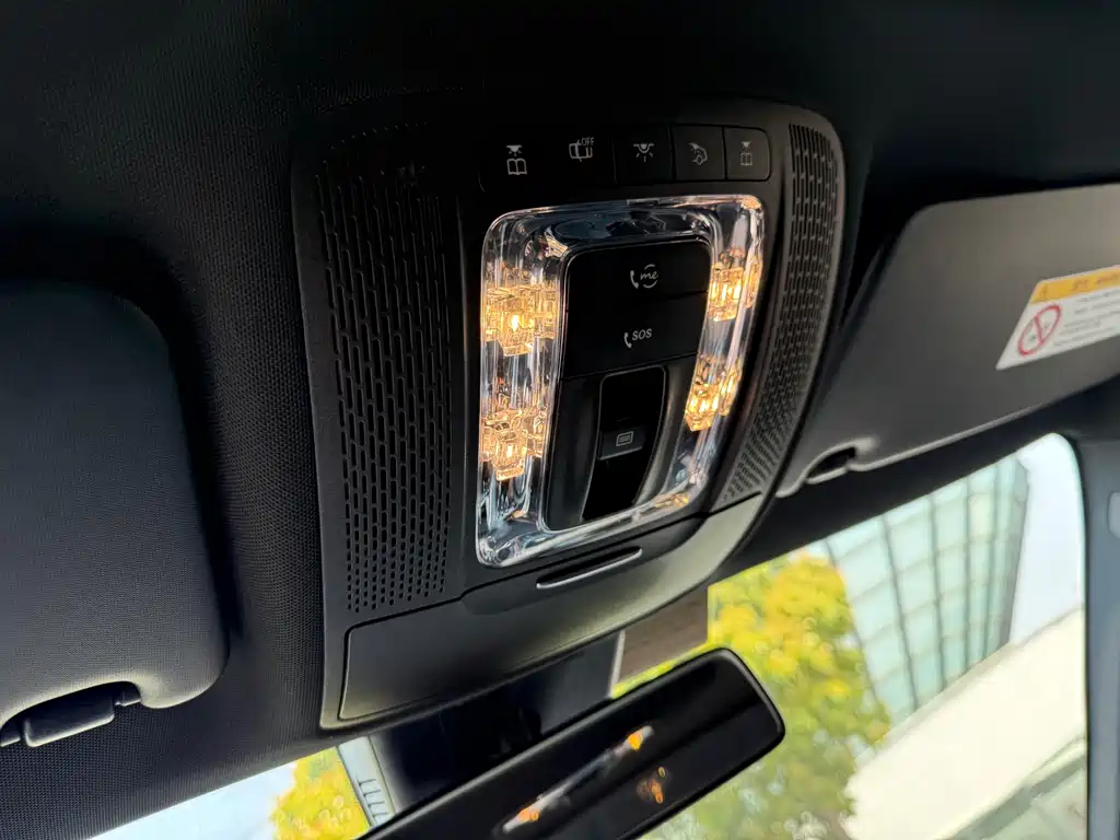 Mercedes-Benz Mercedes-Benz A-Class 2020 Facelift A 200 L Sport Sedan Fashion Edition 2020 - thumbnail 28