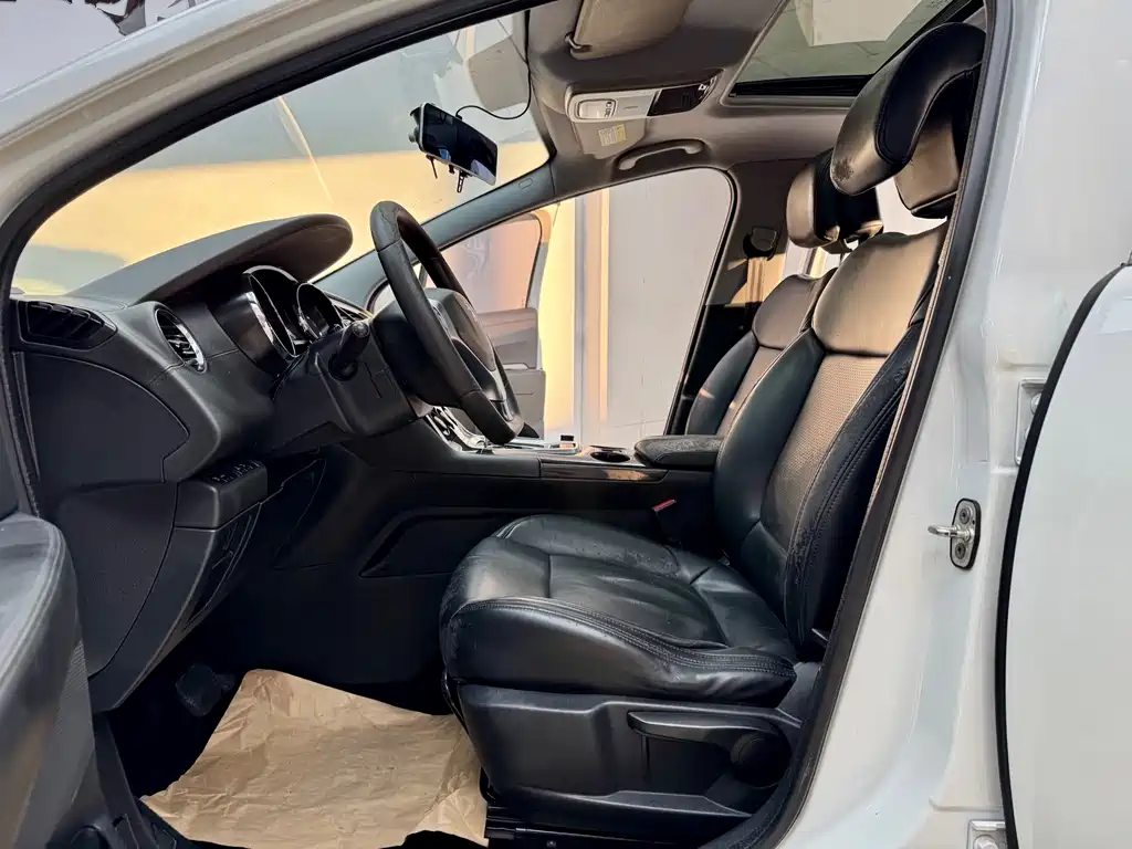 Peugeot Peugeot 3008 2015 2.0L Automatic Trend Edition 2016 - thumbnail 5