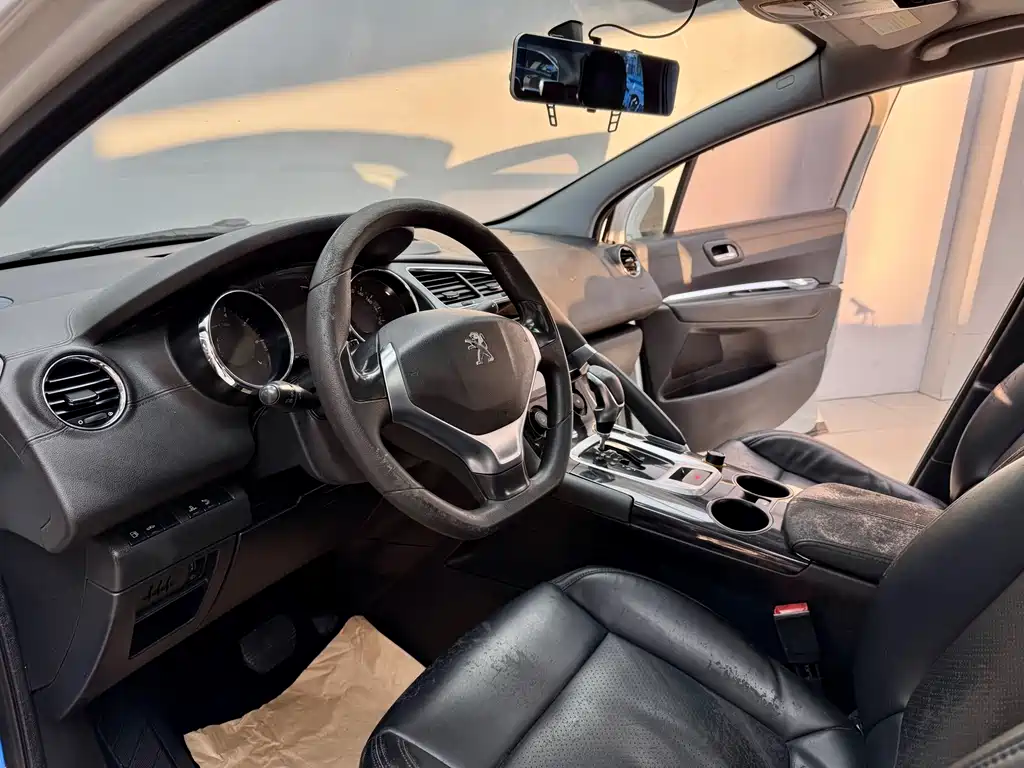 Peugeot Peugeot 3008 2015 2.0L Automatic Trend Edition 2016 - thumbnail 6