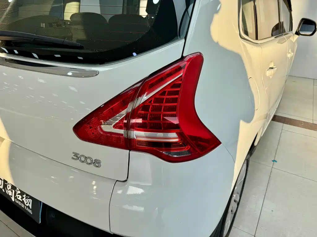 Peugeot Peugeot 3008 2015 2.0L Automatic Trend Edition 2016 - thumbnail 23