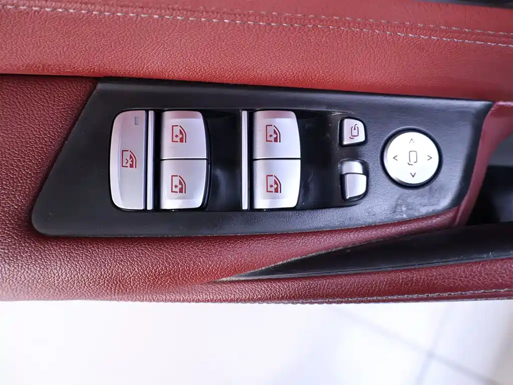 BMW BMW 5 Series 2021 530Li Leading Model M Sport Package 2021 - thumbnail 17