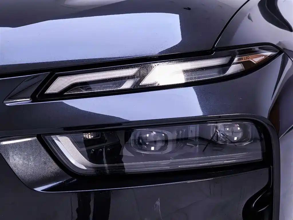 BMW BMW X7 xDrive40i Luxury Package 2023 - thumbnail 4