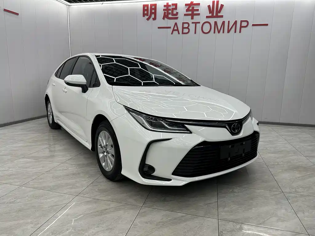 Toyota Toyota Corolla 2021 TNGA 1.5L CVT Premium CARE Edition 2023 - thumbnail 2