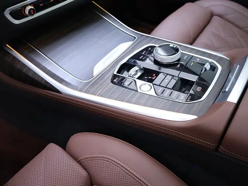 BMW BMW X7 xDrive40i Luxury Package 2023 - thumbnail 12