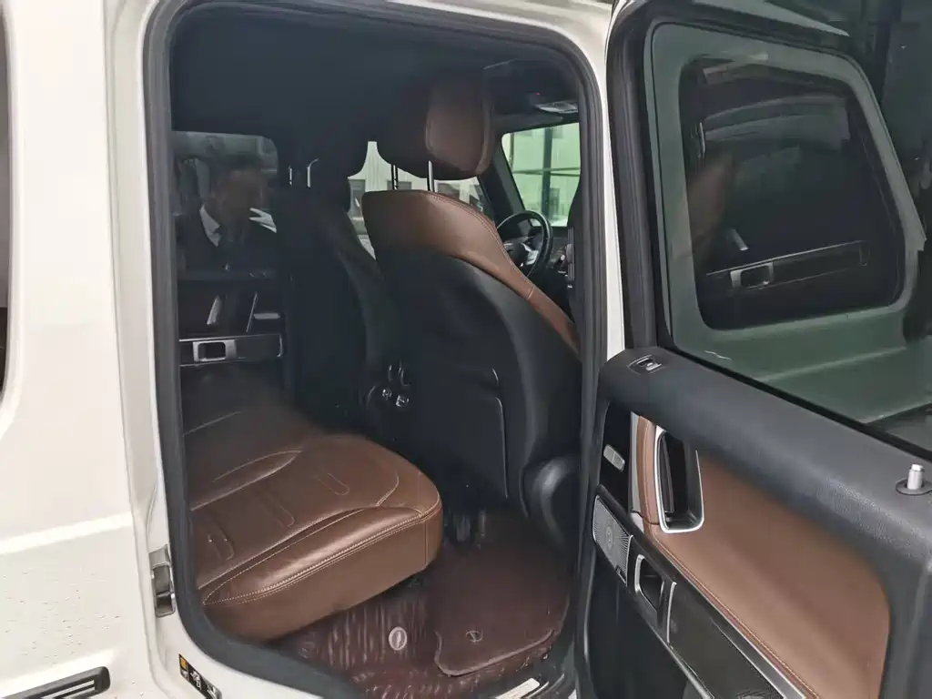 Mercedes-Benz Mercedes-Benz G-Class 2019 Facelift G 500 2020 - thumbnail 4