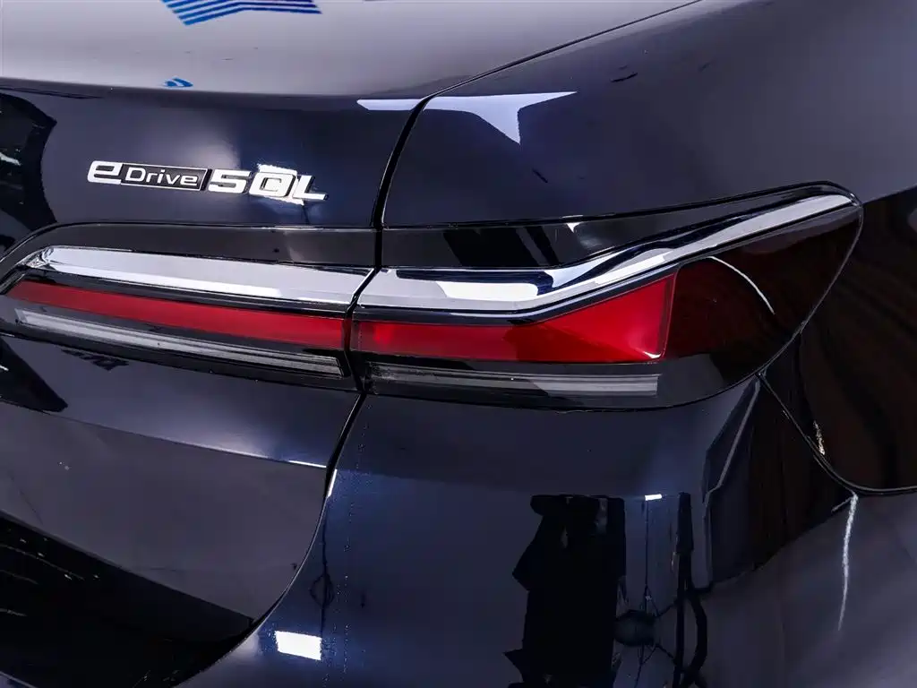 BMW BMW i7 2023 eDrive50L M Sport Package 2023 - thumbnail 9