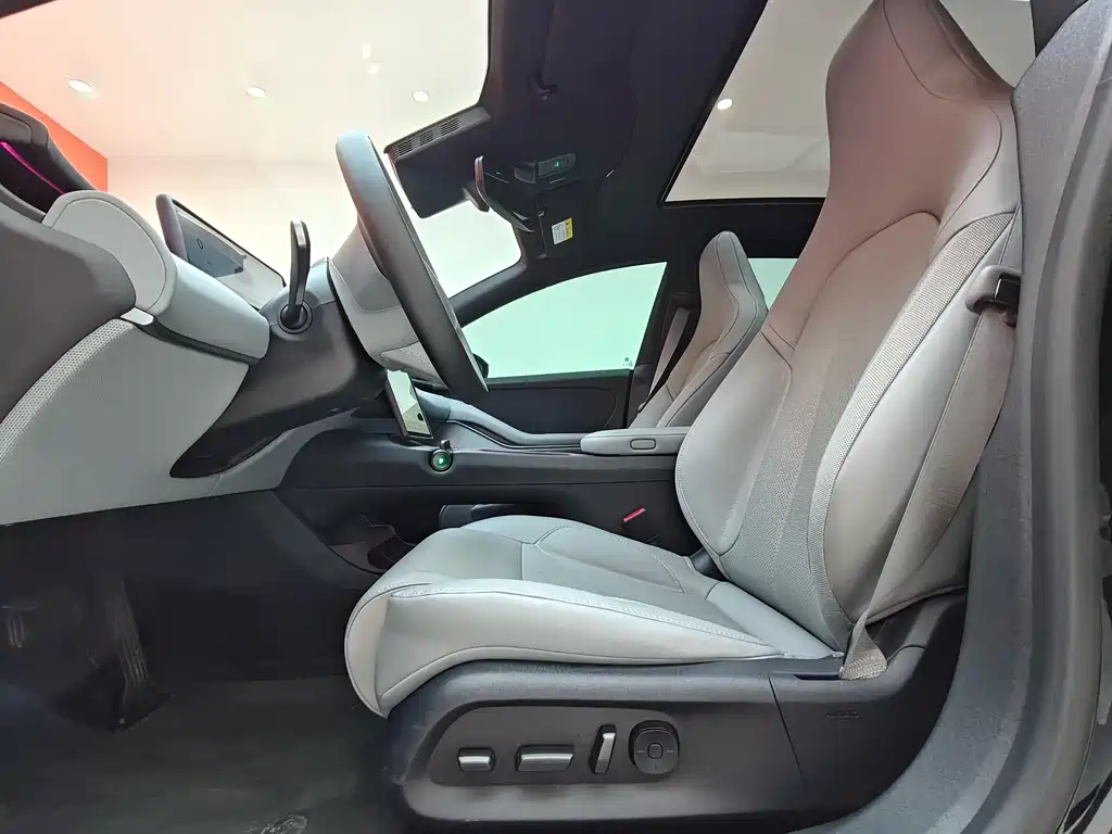 NIO NIO ET5T 2024 75kWh Touring 2025 - thumbnail 14