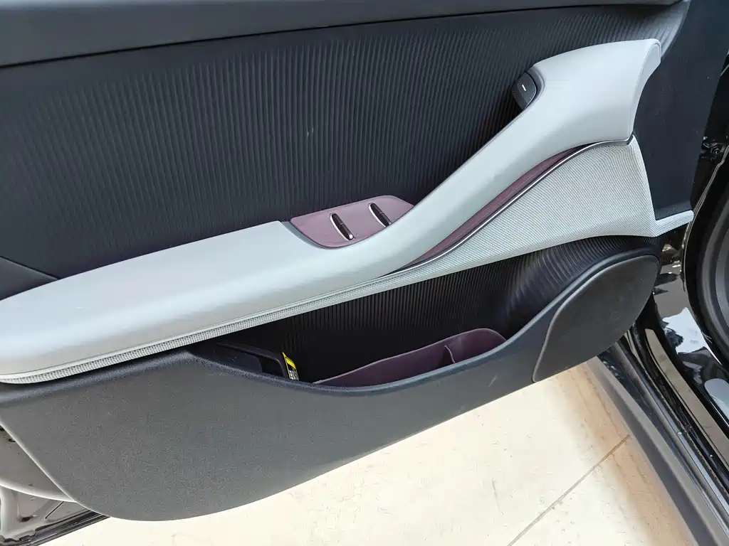 NIO NIO ET5T 2024 75kWh Touring 2025 - thumbnail 15