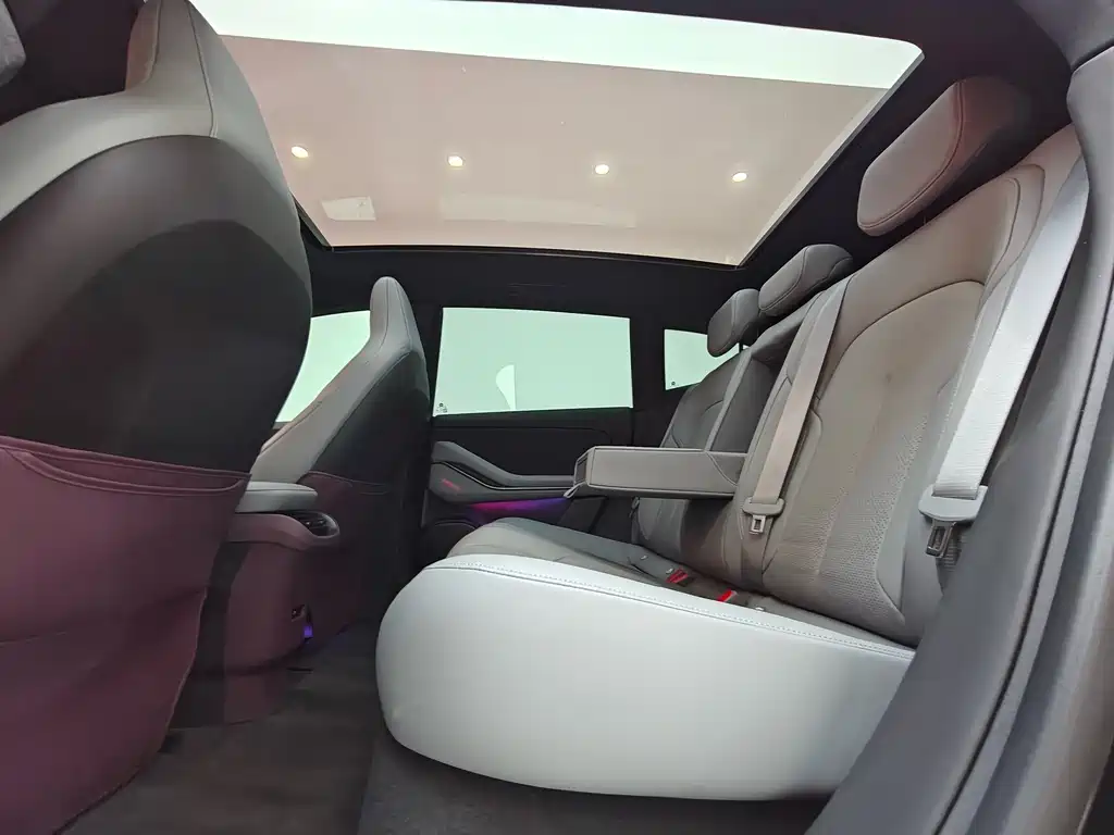 NIO NIO ET5T 2024 75kWh Touring 2025 - thumbnail 17
