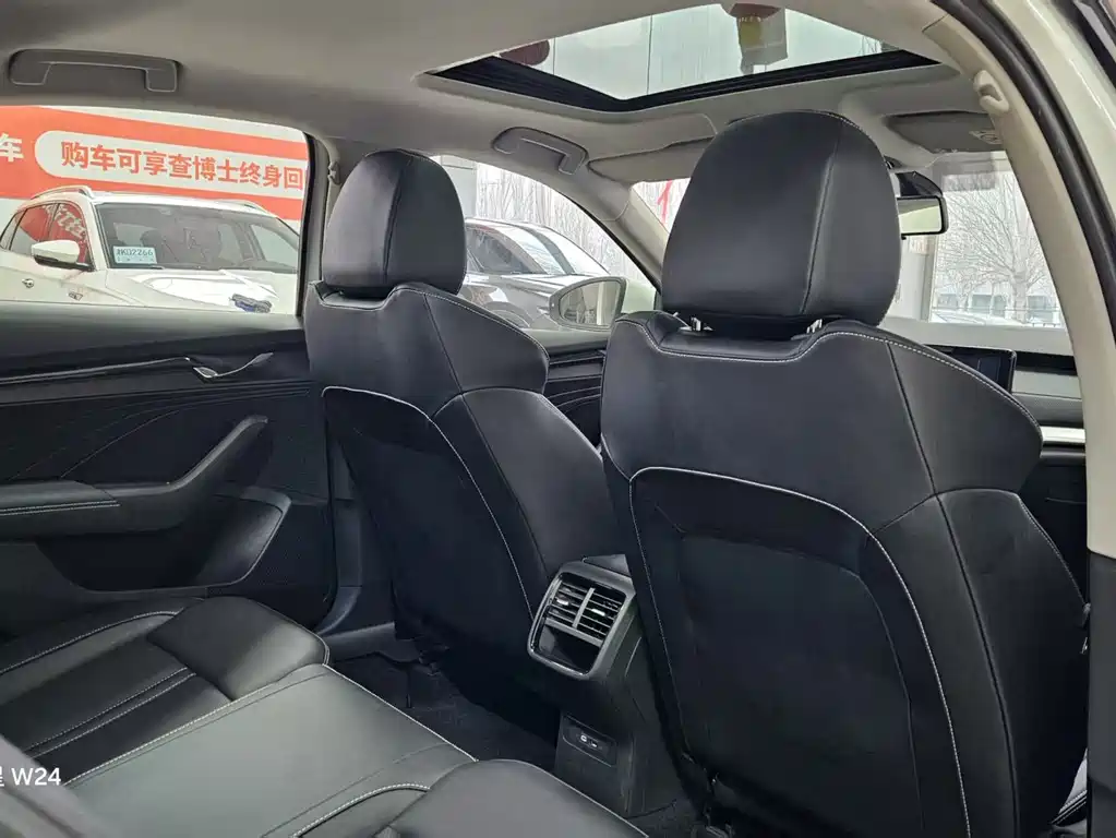 Škoda Octavia 2024 PRO TSI280 Premium Edition 2023 - thumbnail 24