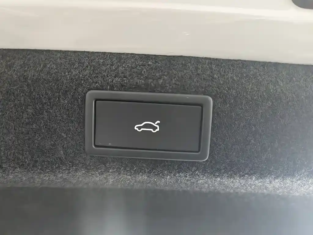 Škoda Octavia 2024 PRO TSI280 Premium Edition 2023 - thumbnail 25