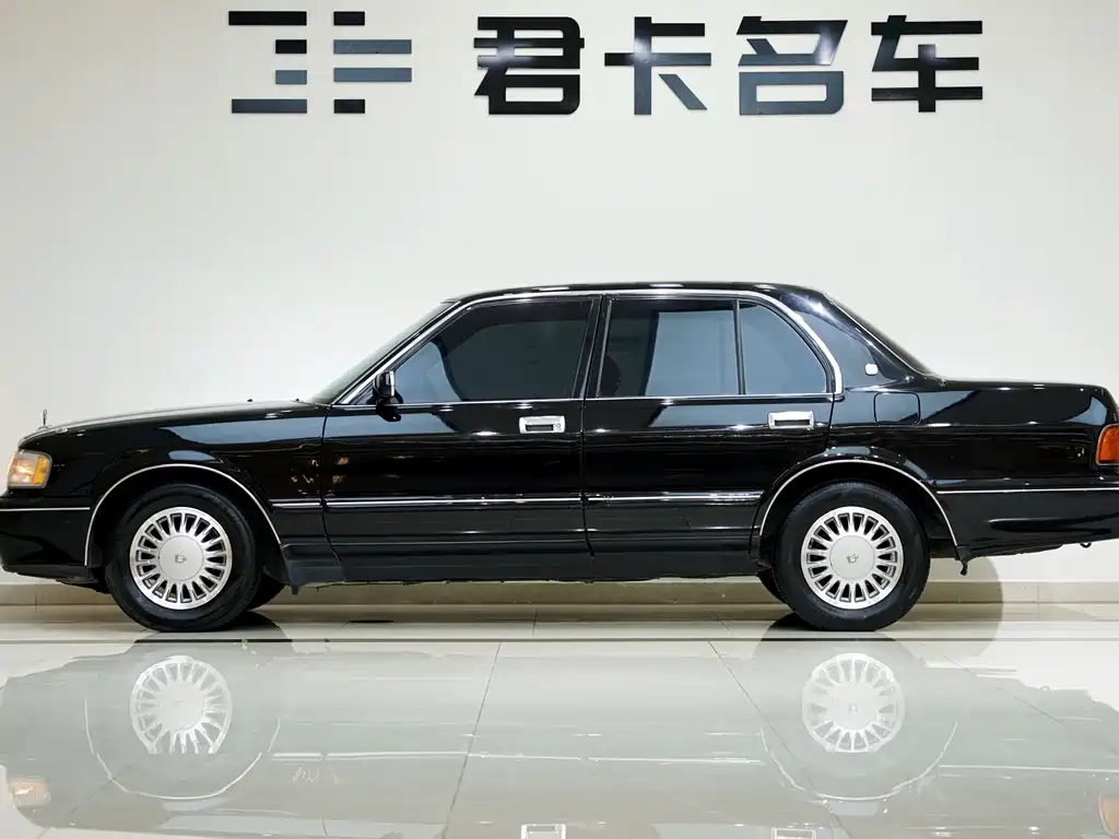 Toyota Toyota Crown (Imported) 1993 Model 2.5L Automatic 1993 - thumbnail 4