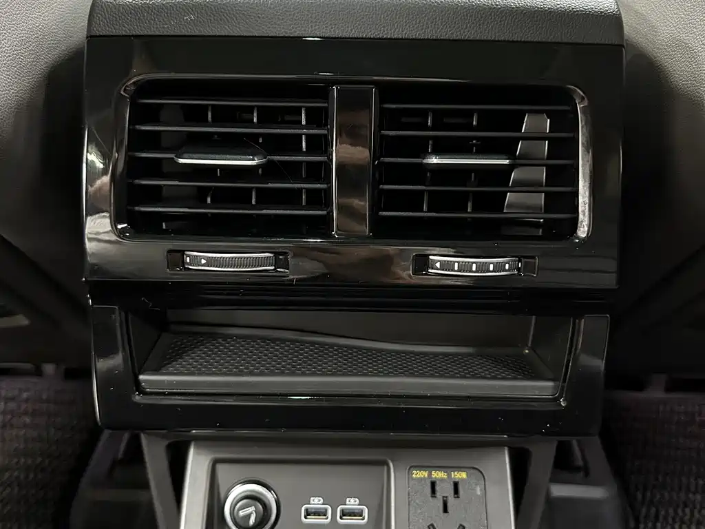 Volkswagen Volkswagen Touareg 2019 2.0 TSI R-Line Edition Euro VI 2019 - thumbnail 17