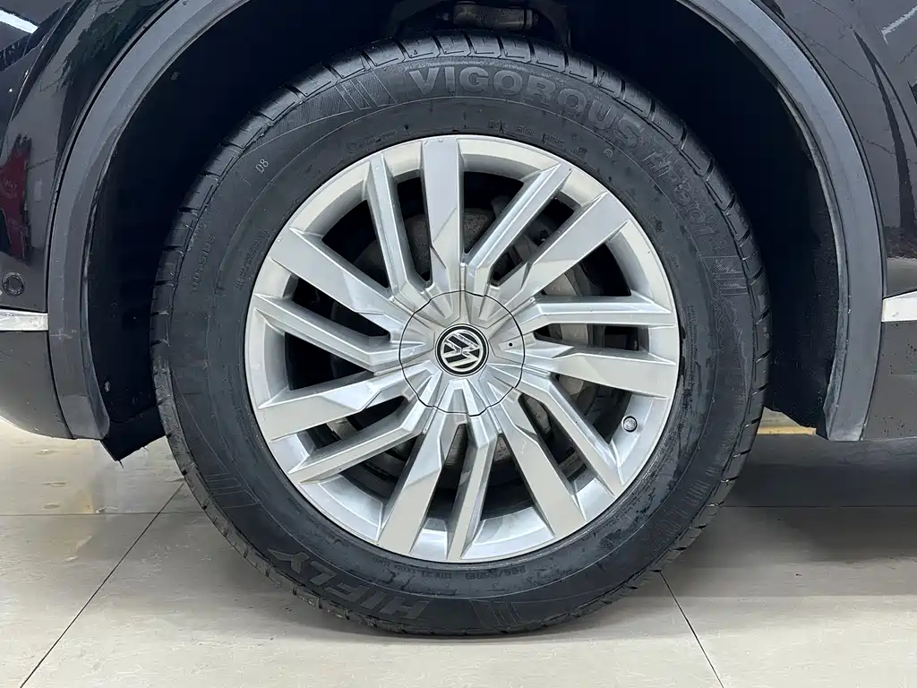 Volkswagen Volkswagen Touareg 2019 2.0 TSI R-Line Edition Euro VI 2019 - thumbnail 23