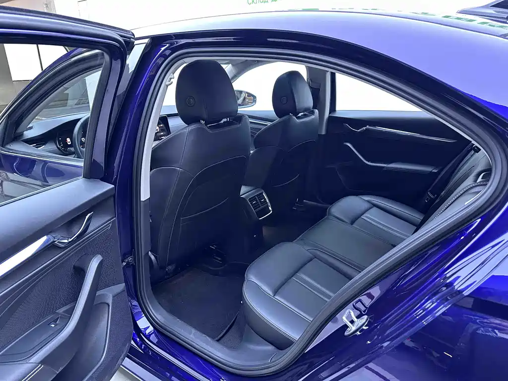 Škoda Octavia 2022 PRO TSI280 Luxury Edition 2022 - thumbnail 12