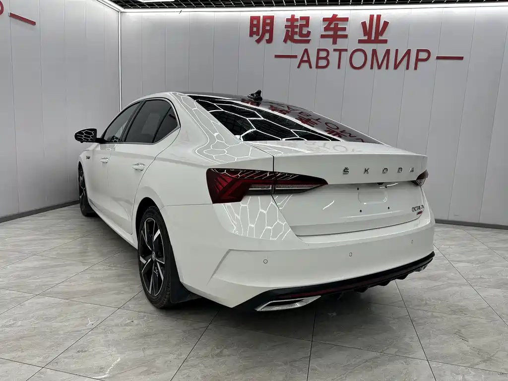 Škoda Octavia 2022 PRO TSI280 Luxury Edition 2022 - thumbnail 8