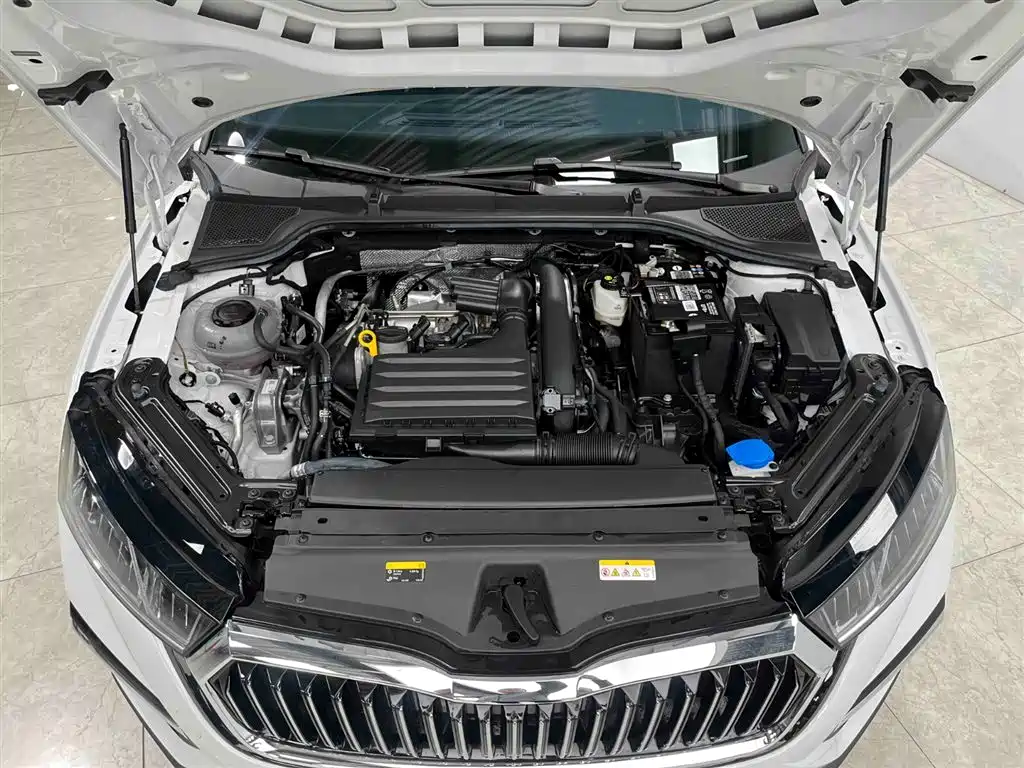 Škoda Octavia 2023 Facelift PRO TSI280 Premium Edition 2024 - thumbnail 21