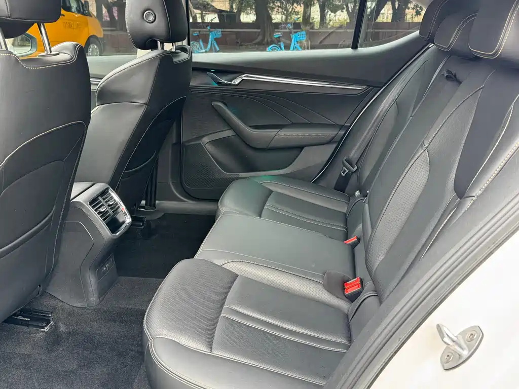 Škoda Octavia 2022 PRO TSI280 Luxury Edition 2023 - thumbnail 22