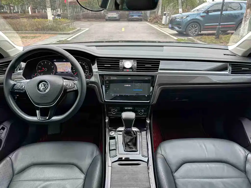Volkswagen Volkswagen Phideon 2019 380TSI Front-Wheel Drive Business Edition China V 2021 - thumbnail 5