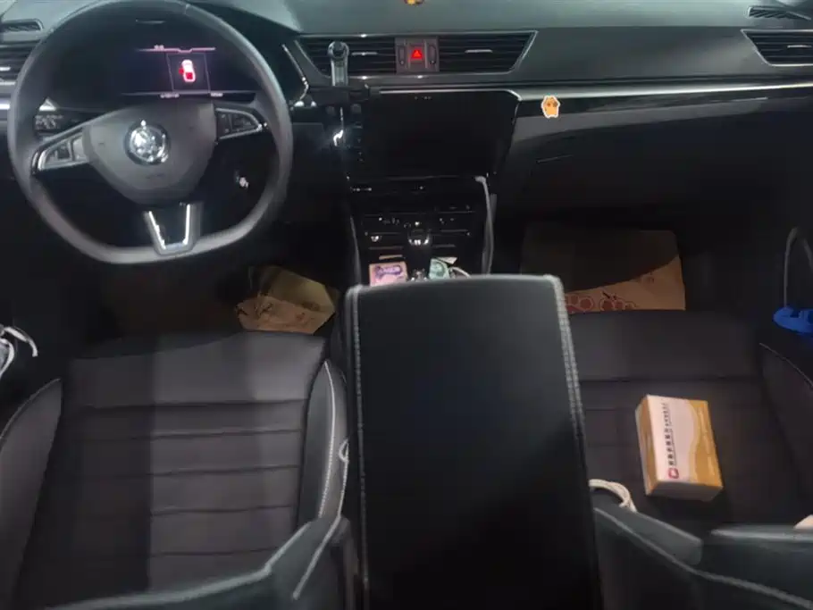 Škoda Superb 2025 TSI280 DSG Premium Edition 2025 - thumbnail 12