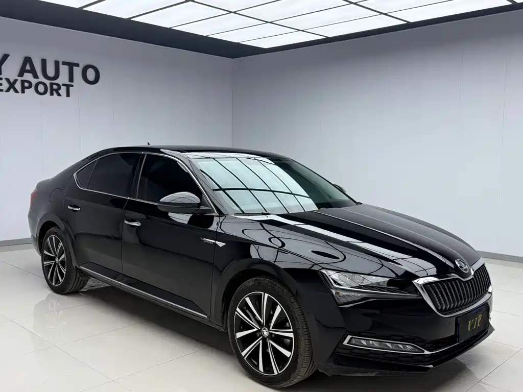 Škoda Superb 2025 TSI280 DSG Premium Edition 2024 - thumbnail 3