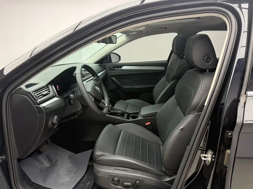 Škoda Superb 2025 TSI280 DSG Premium Edition 2024 - thumbnail 7