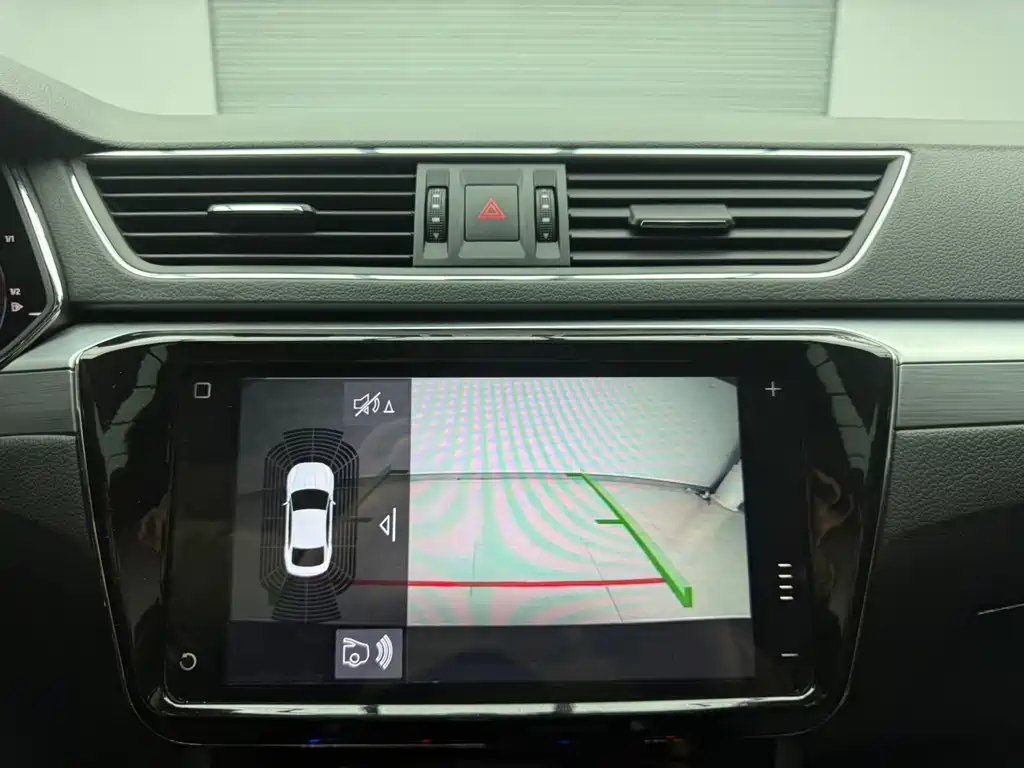 Škoda Superb 2025 TSI280 DSG Premium Edition 2024 - thumbnail 19