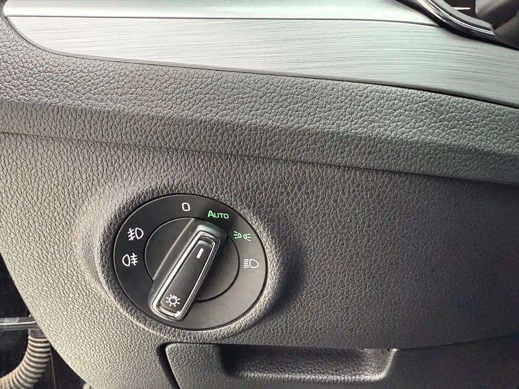 Škoda Superb 2025 TSI280 DSG Premium Edition 2024 - thumbnail 20
