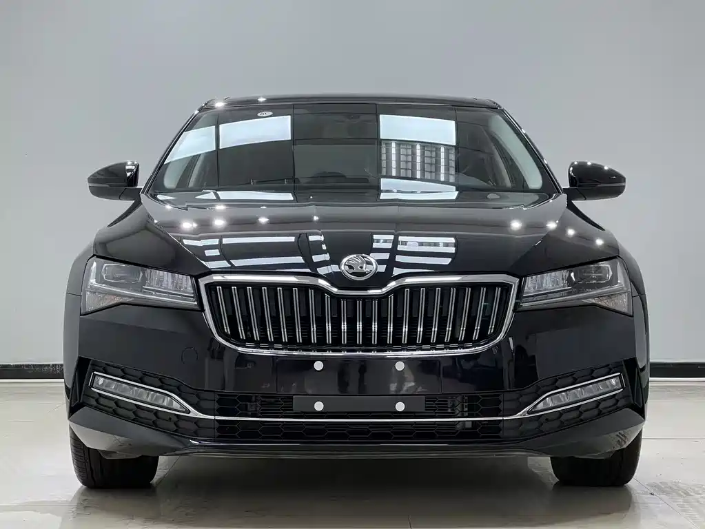 Škoda Superb 2024 TSI280 DSG Premium Edition 2024 - thumbnail 2