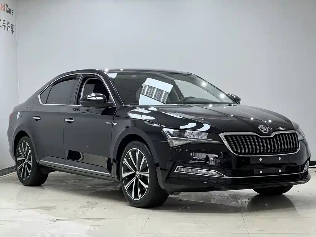 Škoda Superb 2024 TSI280 DSG Premium Edition 2024 - thumbnail 3